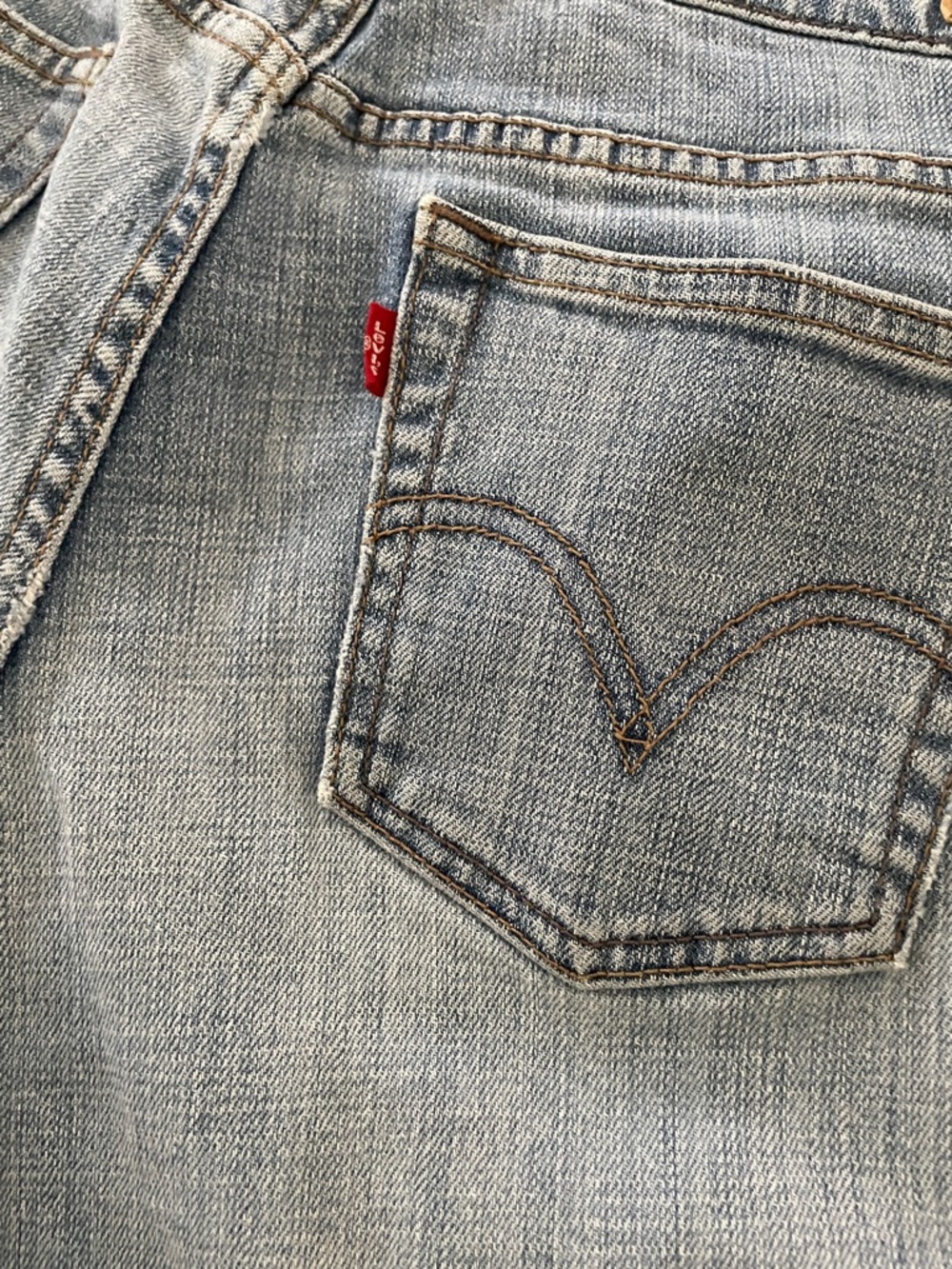 Levi's Women's Bootcut Jeans in Light Blue Wash 515